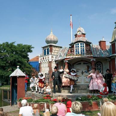 H.C. Andersen Parade. Photo: VisitOdense
